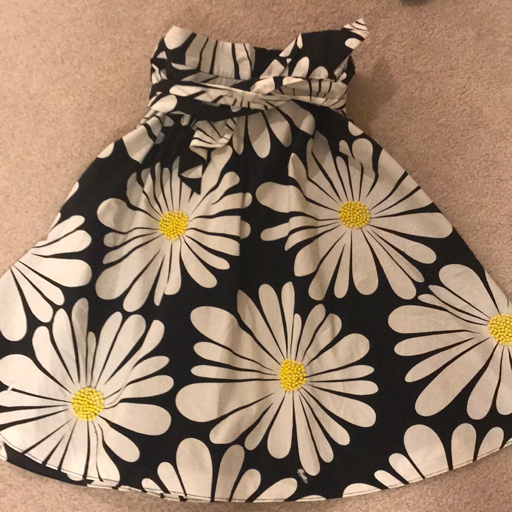 INC A LINE  black and white skirt . - Picture 3 of 3